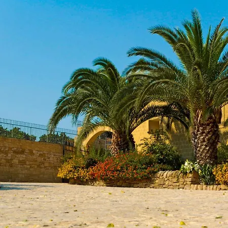 Hotel Il Podere 4*